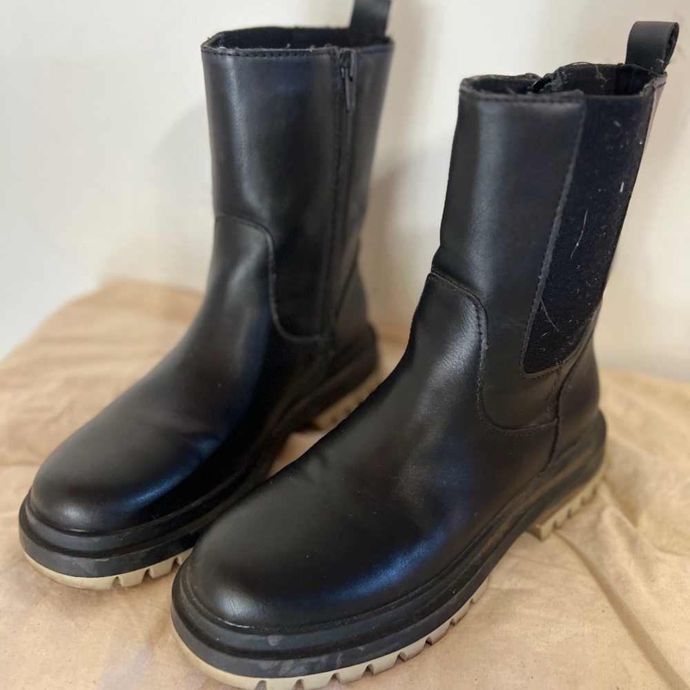 Black Leather Ankle Boots - Zara